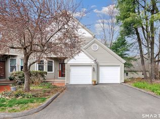 11 Greystone #11, Shelton, CT