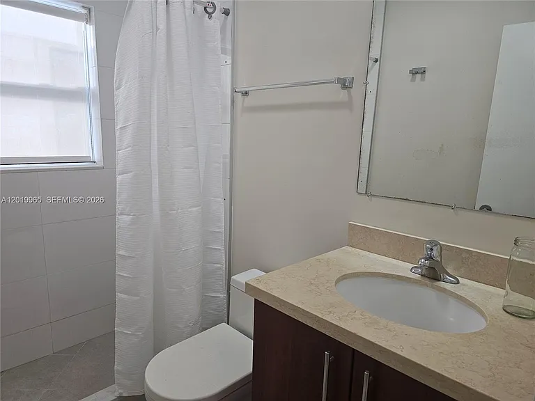 241 NE 1st Ter #1-2 — Photo 12
