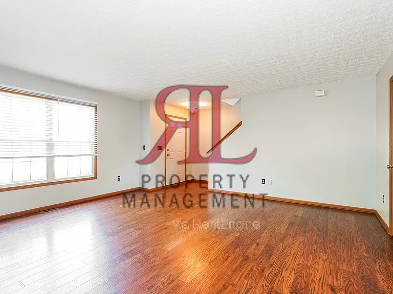274 Westedge Ct — Photo 3