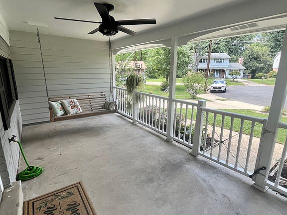 Front porch with relaxing view!