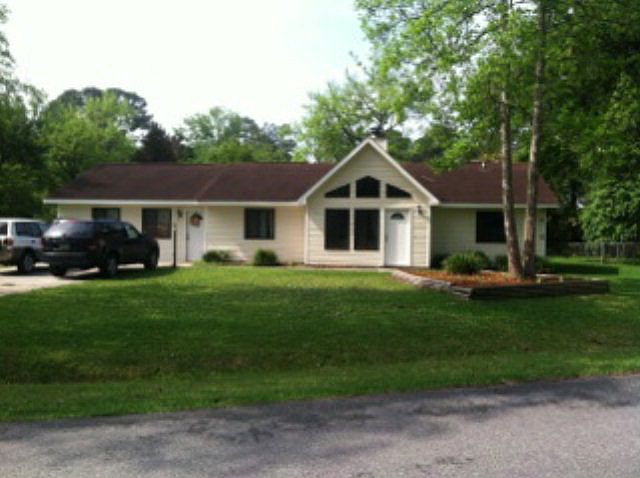1st image of 206 N Deerfield Dr