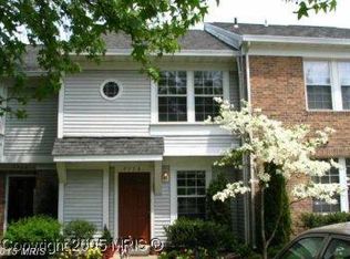 3358 Lakeside View Dr, Falls Church, VA 22041