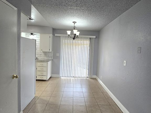5th image of 2224 Sylmar Ave #104