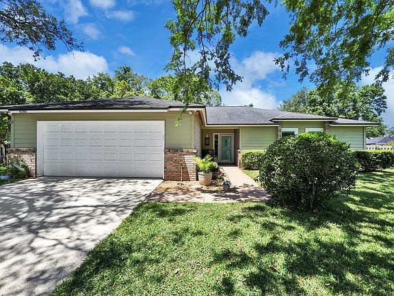 2nd image of 14205 Crystal Cove Dr