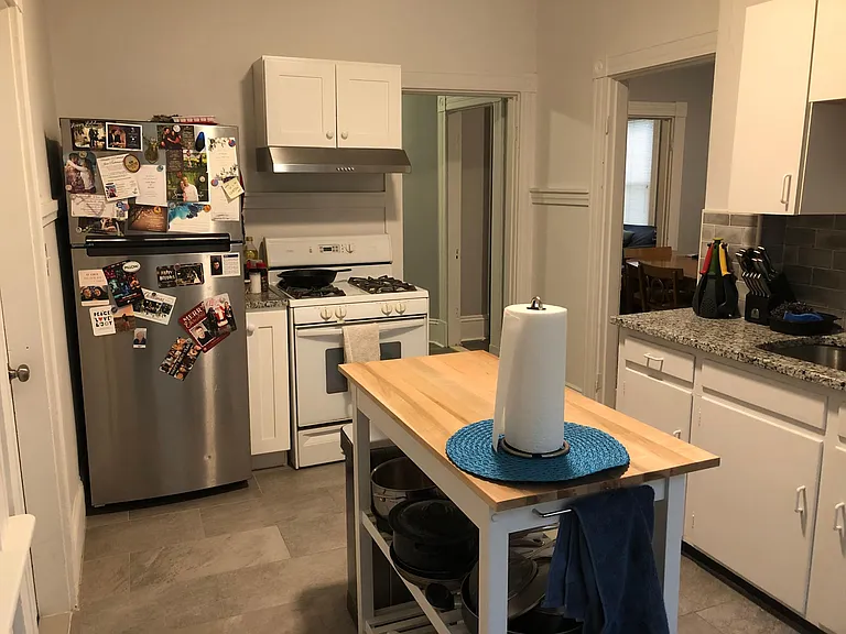 205 Lowell St — Photo 8