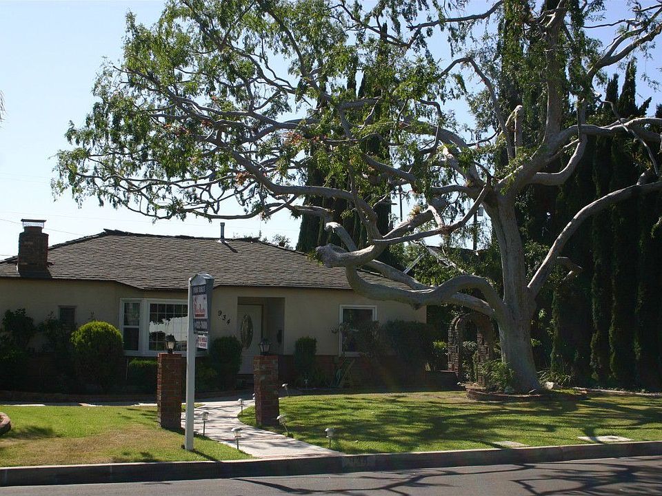 Mid-Century Ranch Style Home