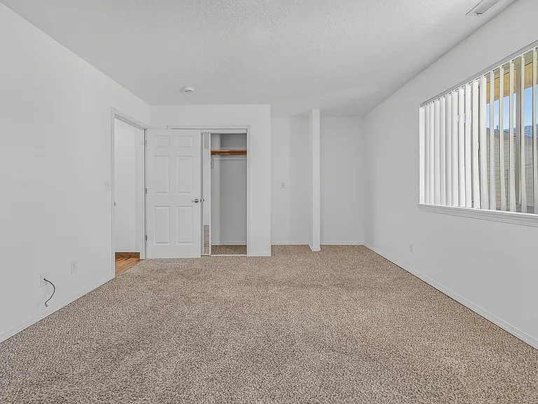 College Park Townhomes — Photo 36