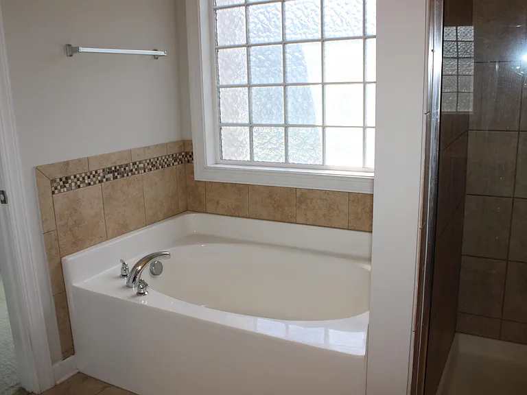 241 Vinewood Pl — Photo 9