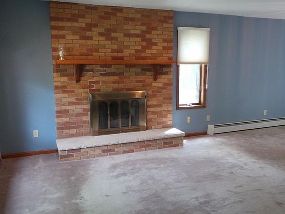 5th image of 947 Southern Pines Dr