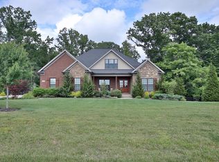 7405 Grand Oaks Dr, Crestwood, KY 40014