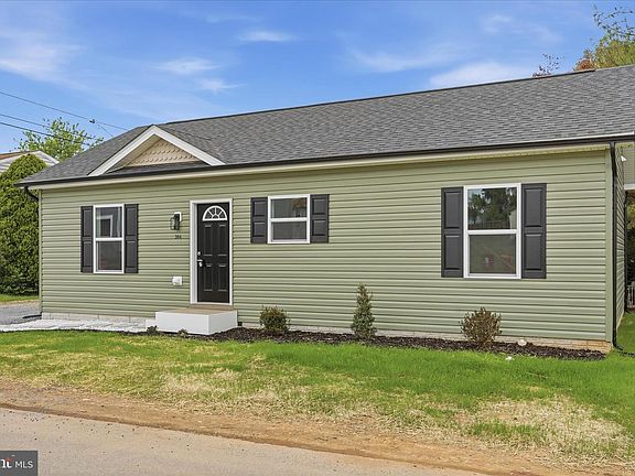 3rd image of 304 E 11th Ave