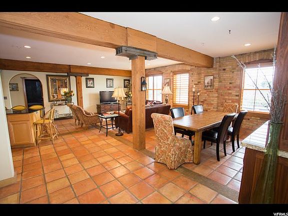2nd image of 327 W 200 S APT 301