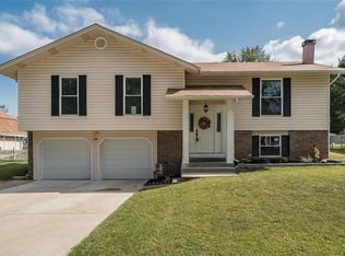 29 Ann Dr, Saint Peters, MO