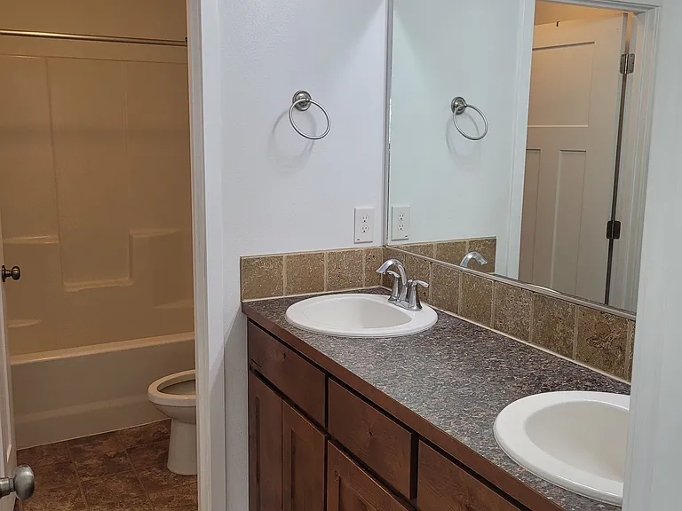2470 Herrington Way — Photo 22