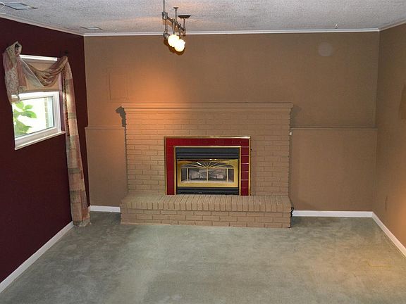 3rd image of 2492 Valley Church Dr