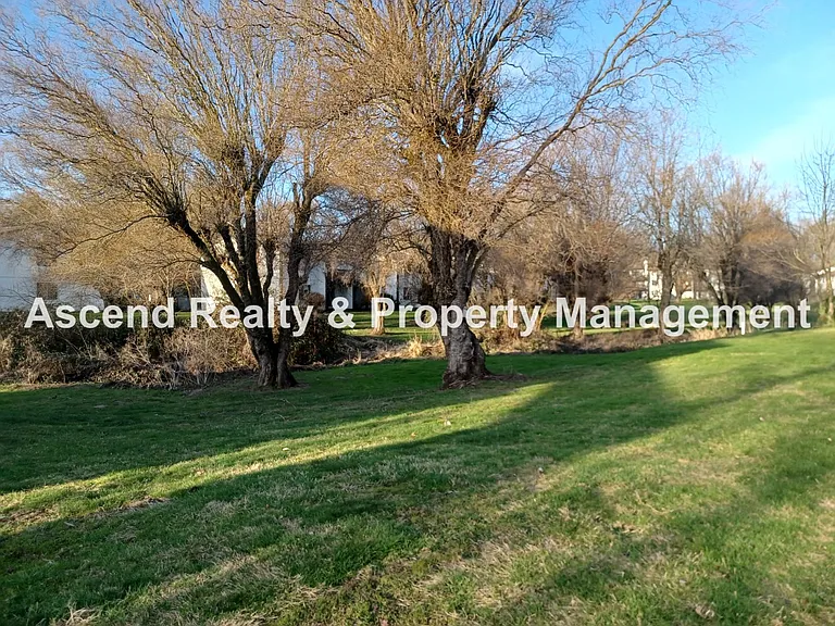 14095 SW Walker Rd #71 — Photo 19
