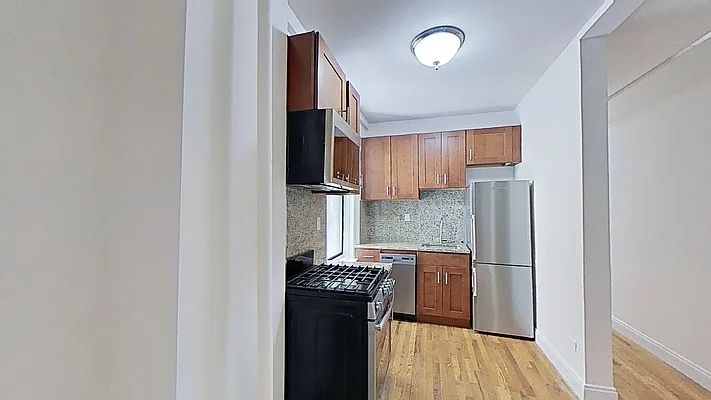 Rented by Bond New York | media 15