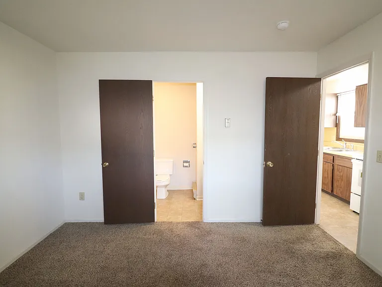 69 Akron Rd — Photo 13