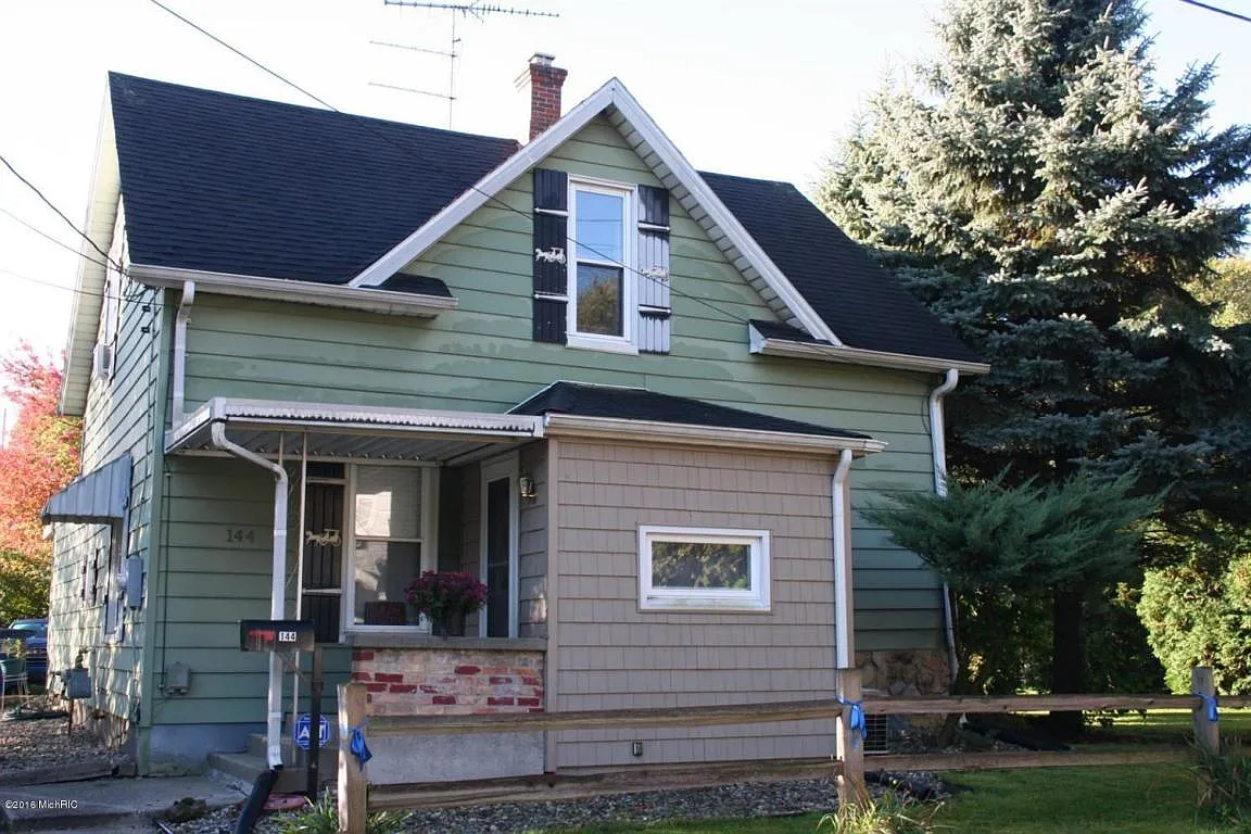 144 Stanton St photo 1