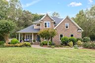 7603 Adler Rd-1