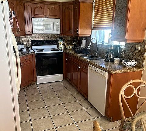 2nd image of 14611 Balgowan Rd APT 103