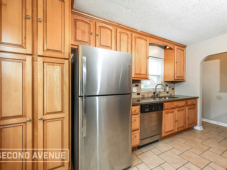 1247 Cascade Rd — Photo 10