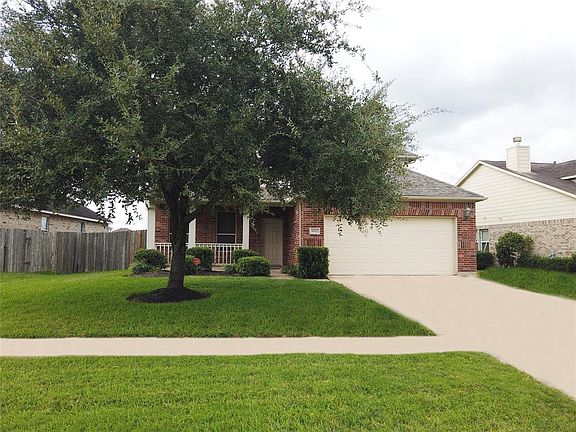 2nd image of 4802 Richmond Knoll Ln