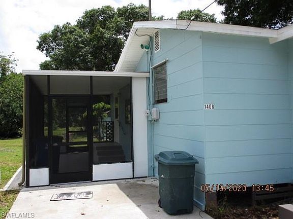 3rd image of 1408 Laurel Dr