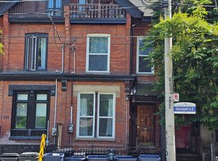 149 Gerrard St E #B, Toronto, ON M5A 2E4