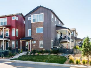 975 Ramblestone Ln, Highlands Ranch, CO 80129