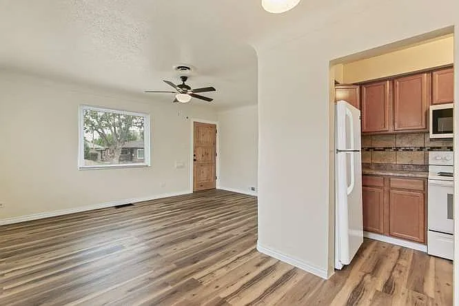 4 bed, 1440 sqft, $2,800 — Photo 3