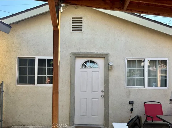 8827 Chantry Ave, Fontana, CA 92335