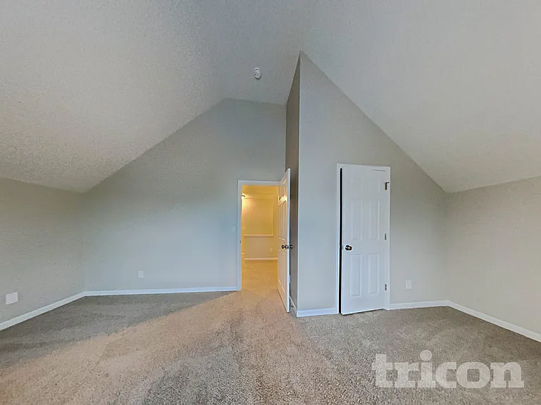 7715 Hidden Creek Dr — Photo 10