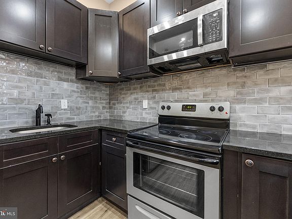 2nd image of 2214 N Delhi St