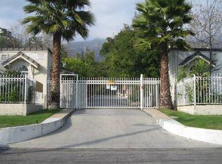 709 E Pine St, Altadena, CA 91001