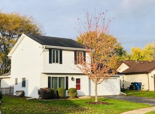 733 Hageman Pl, Naperville, IL 60563