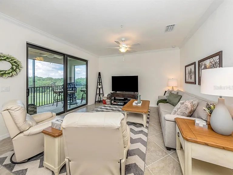 17510 Gawthrop Dr #406 — Photo 6