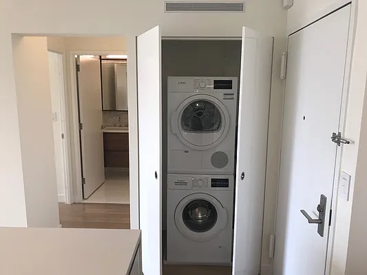 Rented by Realty Group International | media 30