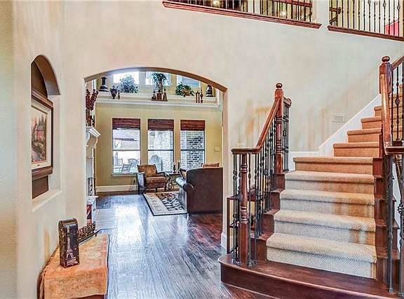 2nd image of 1234 Luna Ln