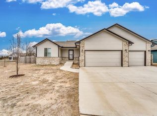 3017 E Shoffner St, Wichita, KS 67216