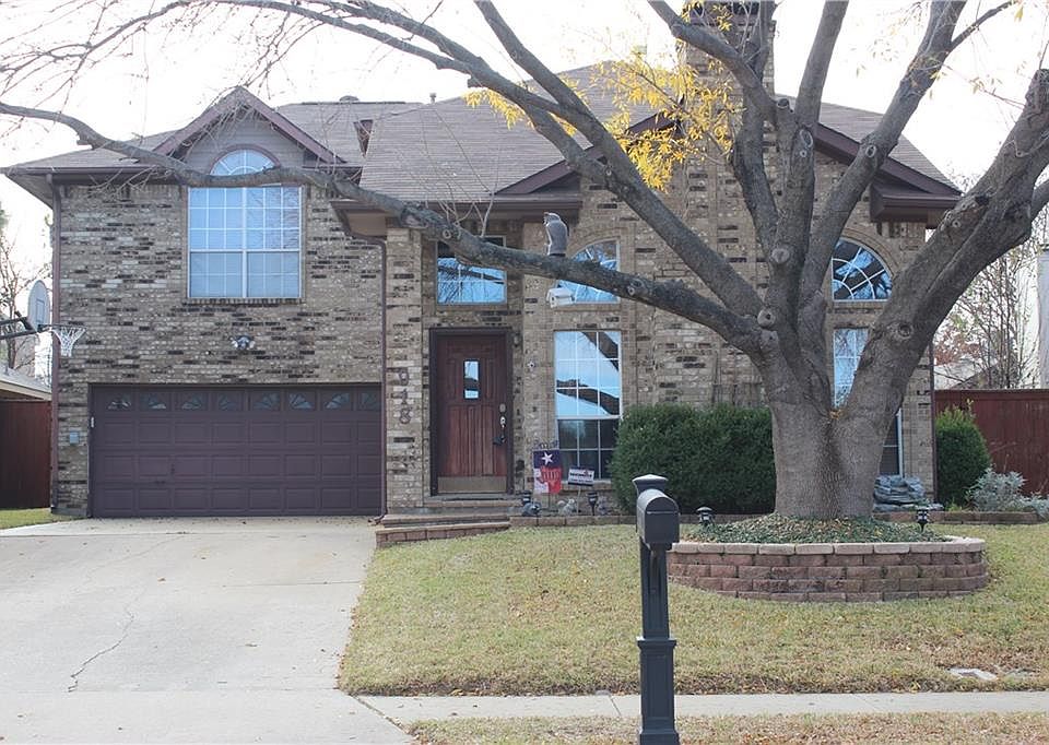 1st image of 918 Silverstone Dr