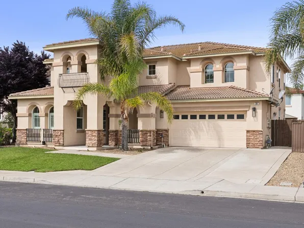 39 Escher Cir, Oakley, CA 94561