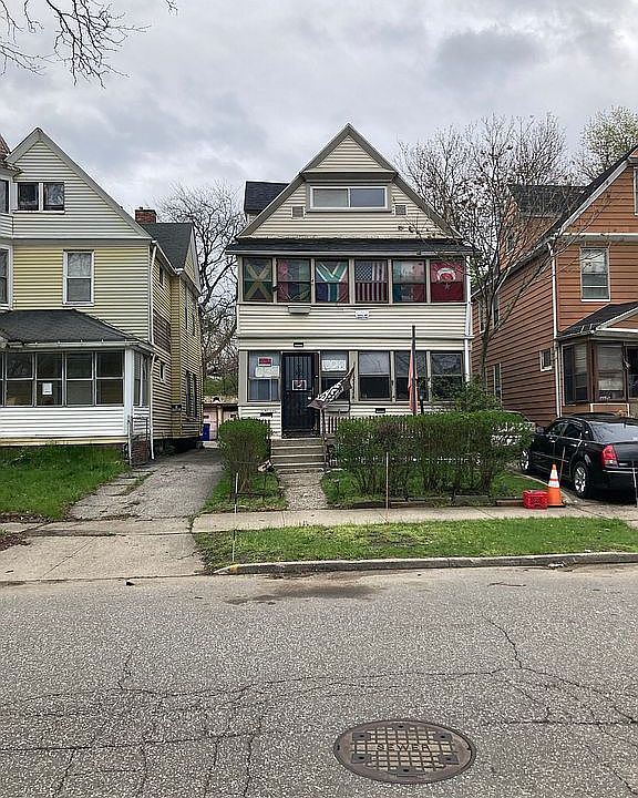 2233 e100 st