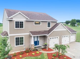 9350 Shaner Ave NE, Rockford, MI 49341