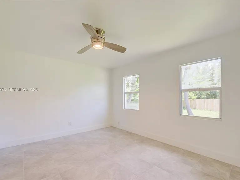 3327 Sapphire Rd — Photo 16