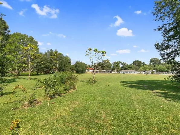 509 Henning Dr, Sulphur, LA 70663