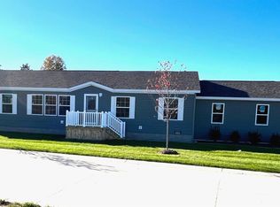 2780 Naples Ct, Lapeer, MI 48446