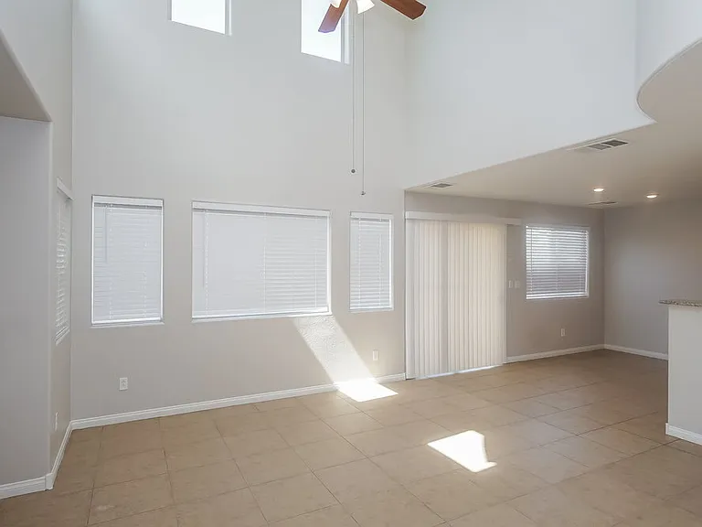 1136 Lilac Charm Ave — Photo 4