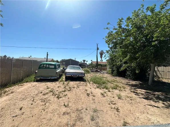 610 E Gordon Dr, Mohave Valley, AZ 86440