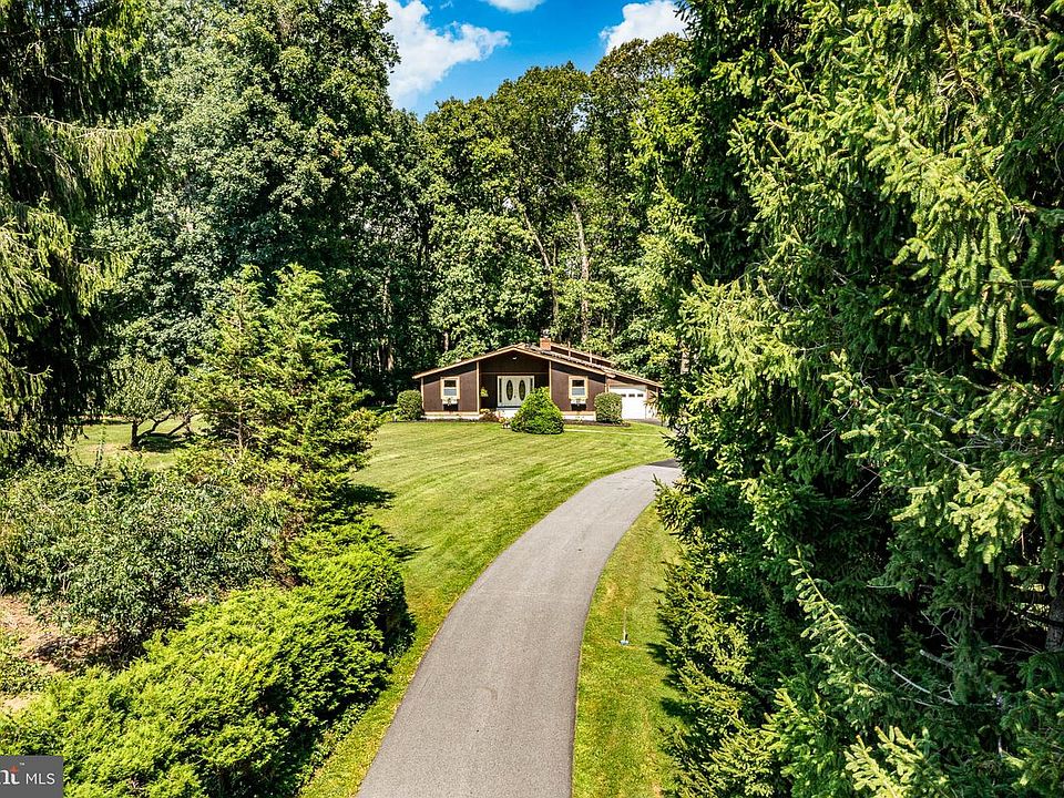 1st image of 115 Windy Hill Rd